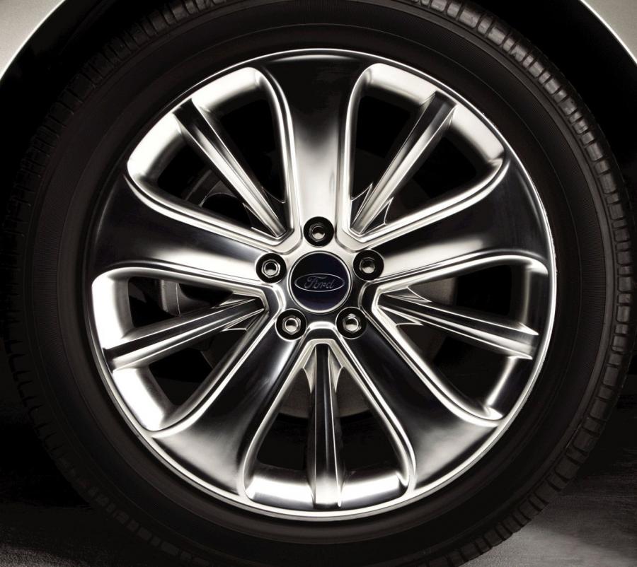  Ford Taurus 2010 года  (фото 117 из 161)